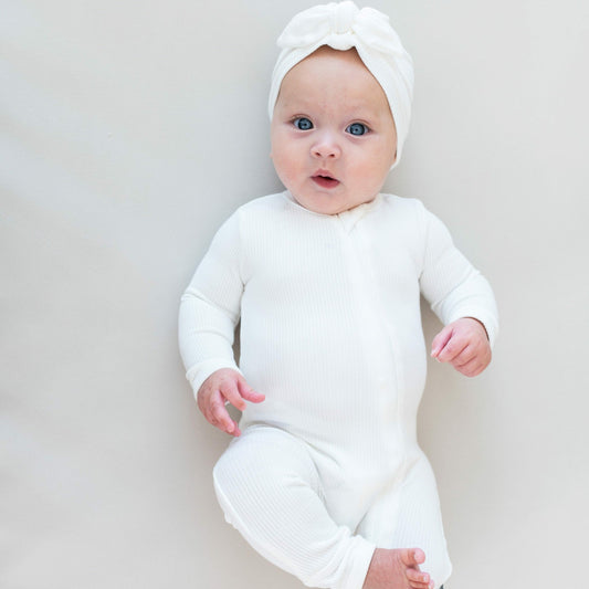 Kyte Baby Ribbed Zipper Romper in Cloud