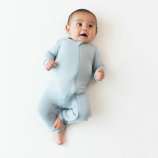 Kyte Baby Zippered Romper in Fog