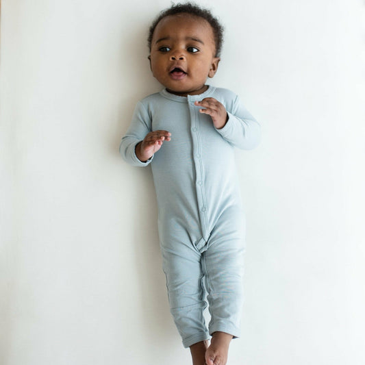 Kyte Baby Snap Romper in Fog