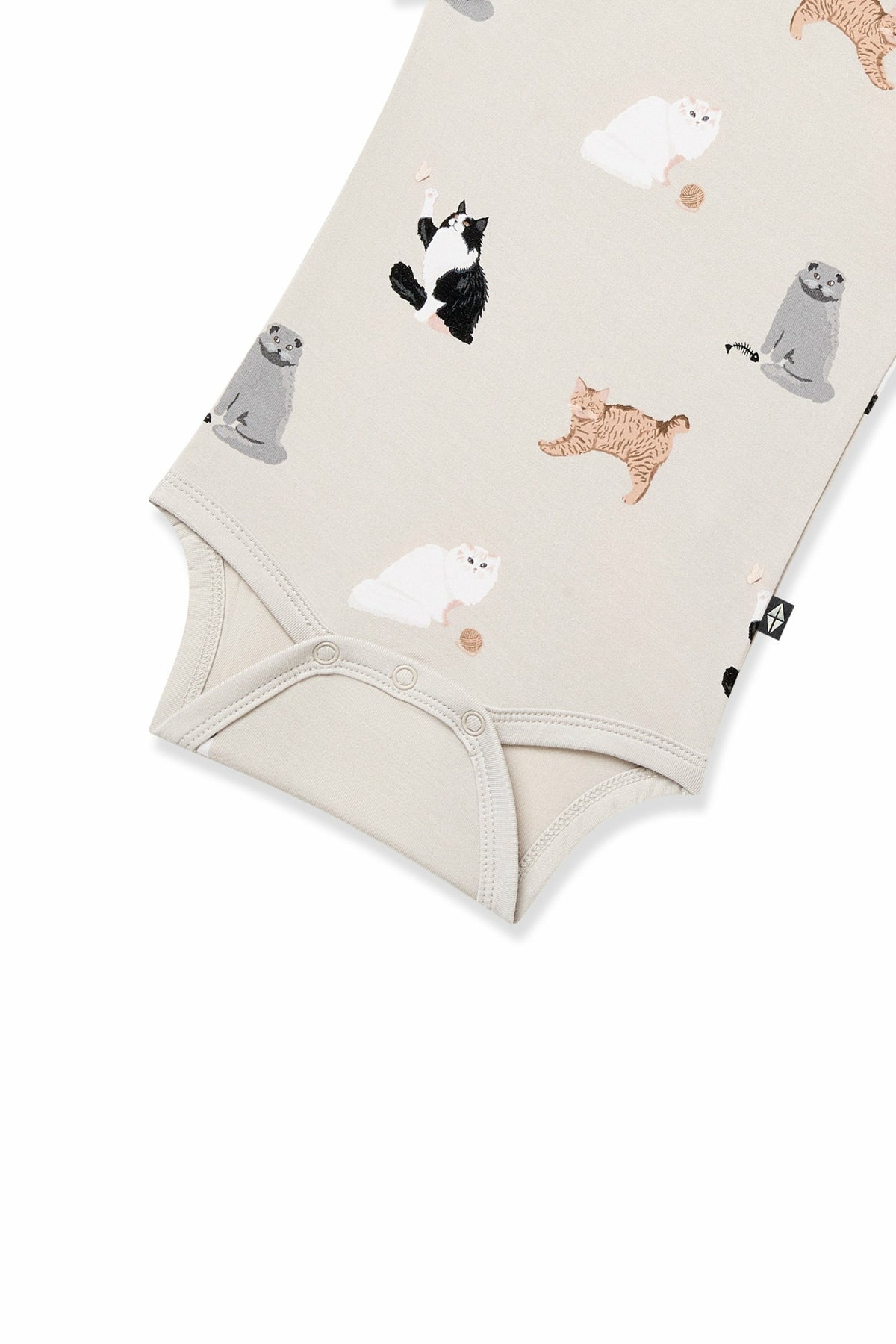 Kyte Baby Bodysuit in Fluffy Cat