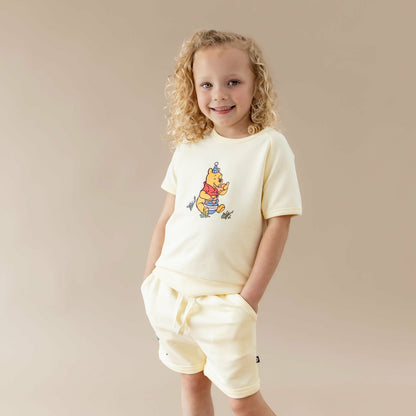 Kyte Baby Short Sleeve Jogger Set in Winnie the Pooh on Chamomile