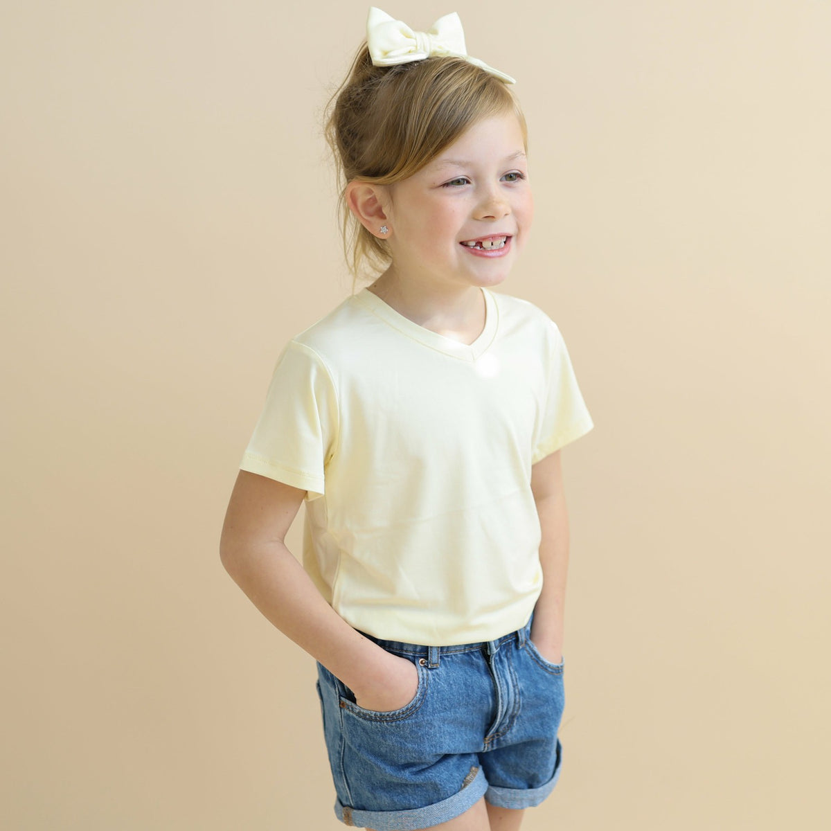 Kyte Baby Toddler V-Neck Tee in Chamomile