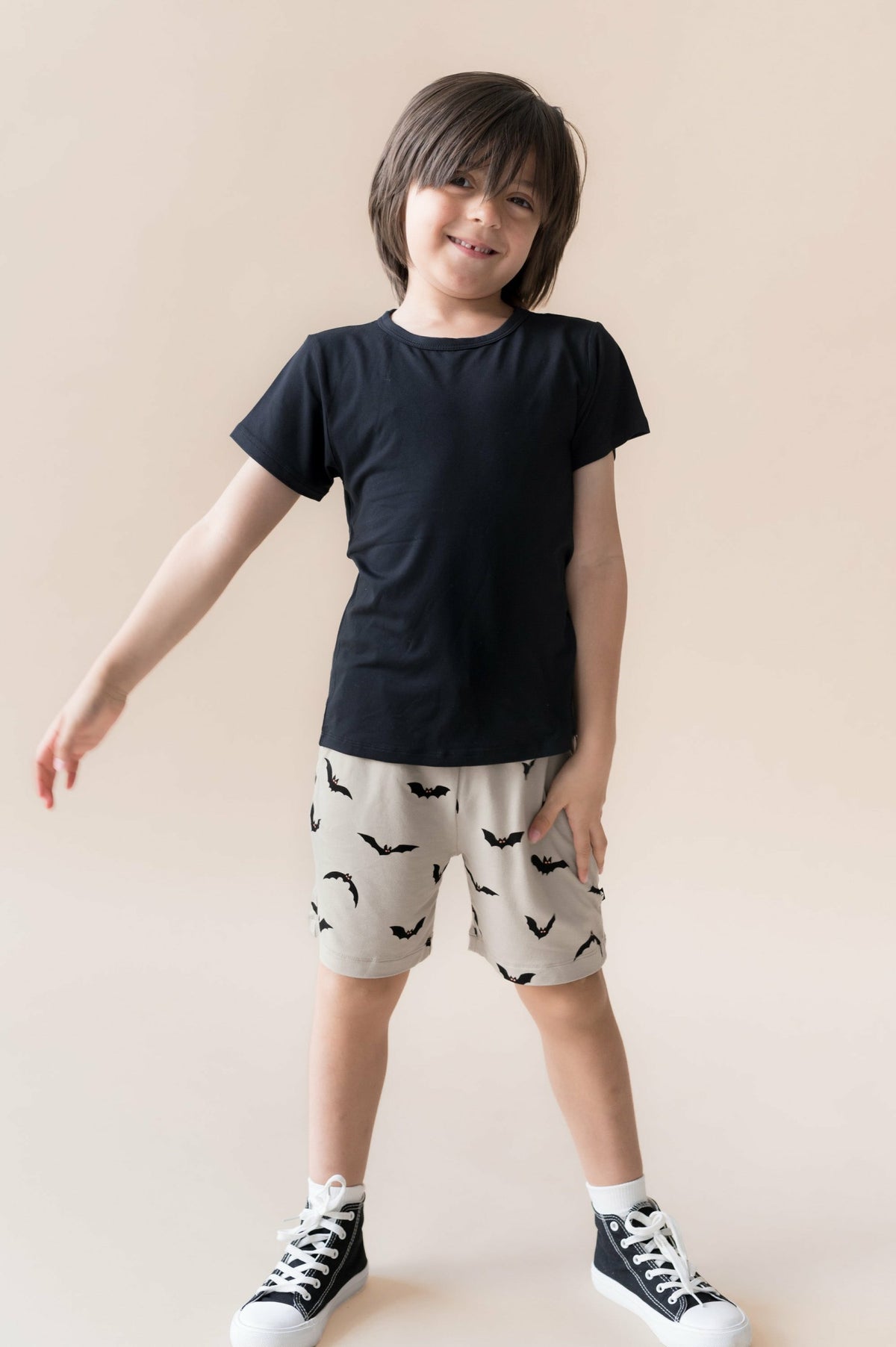 Kyte Baby Drawstring Short in Bats