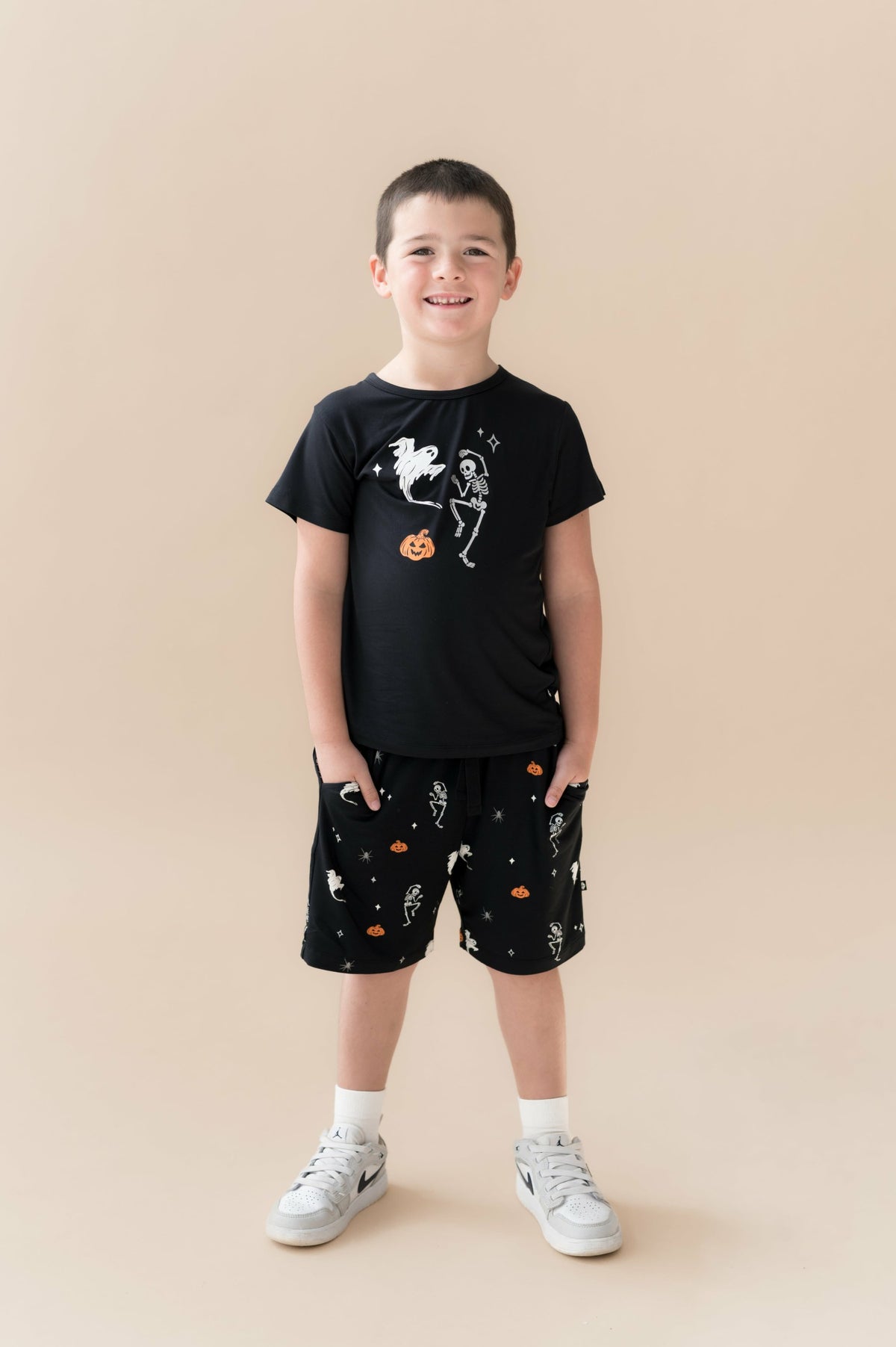 Kyte Baby Drawstring Short in Halloween Friends