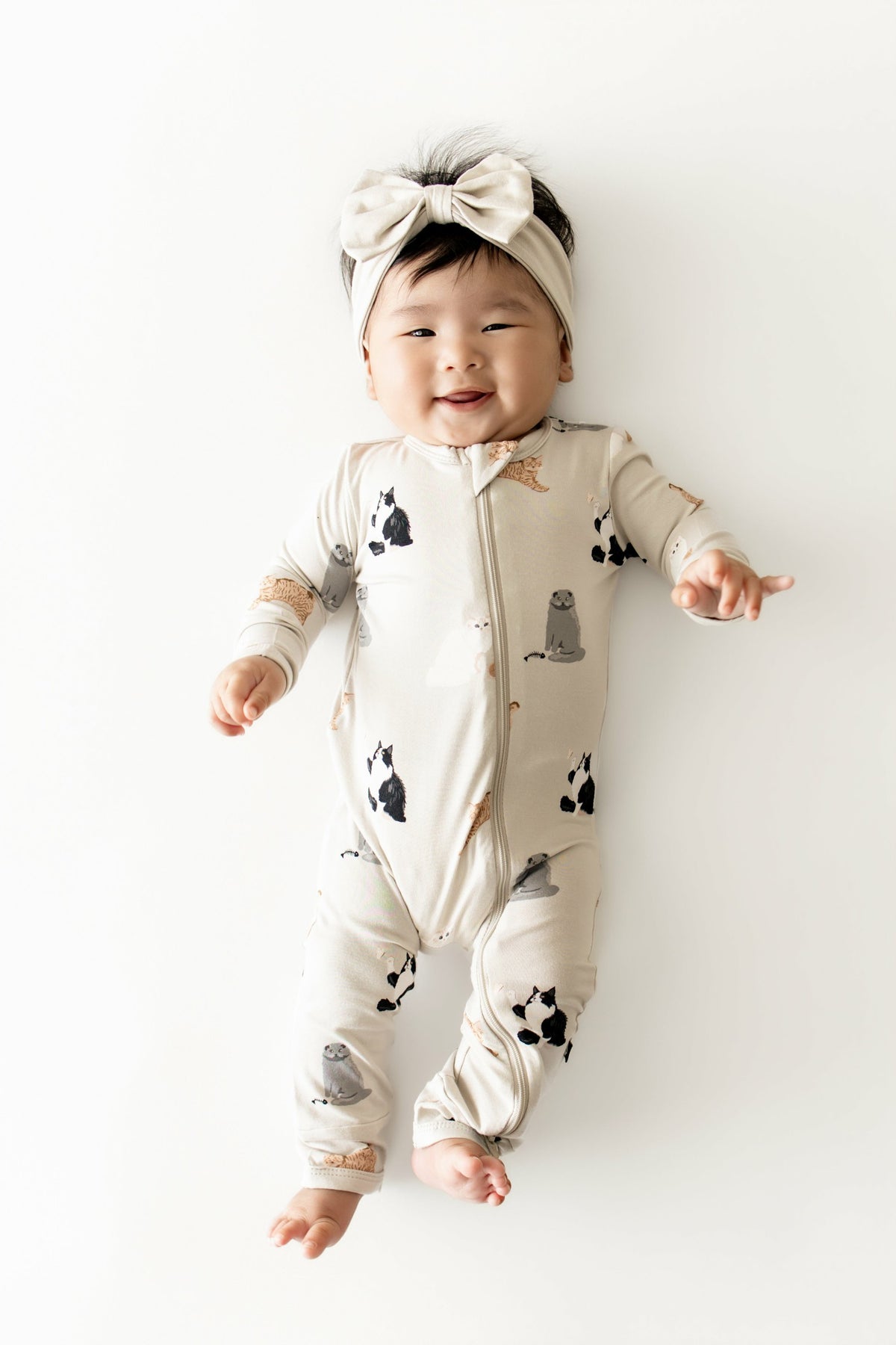 Kyte Baby Zippered Romper in Fluffy Cat