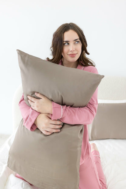 Kyte Baby Bamboo Sateen Pillowcase Set in Truffle