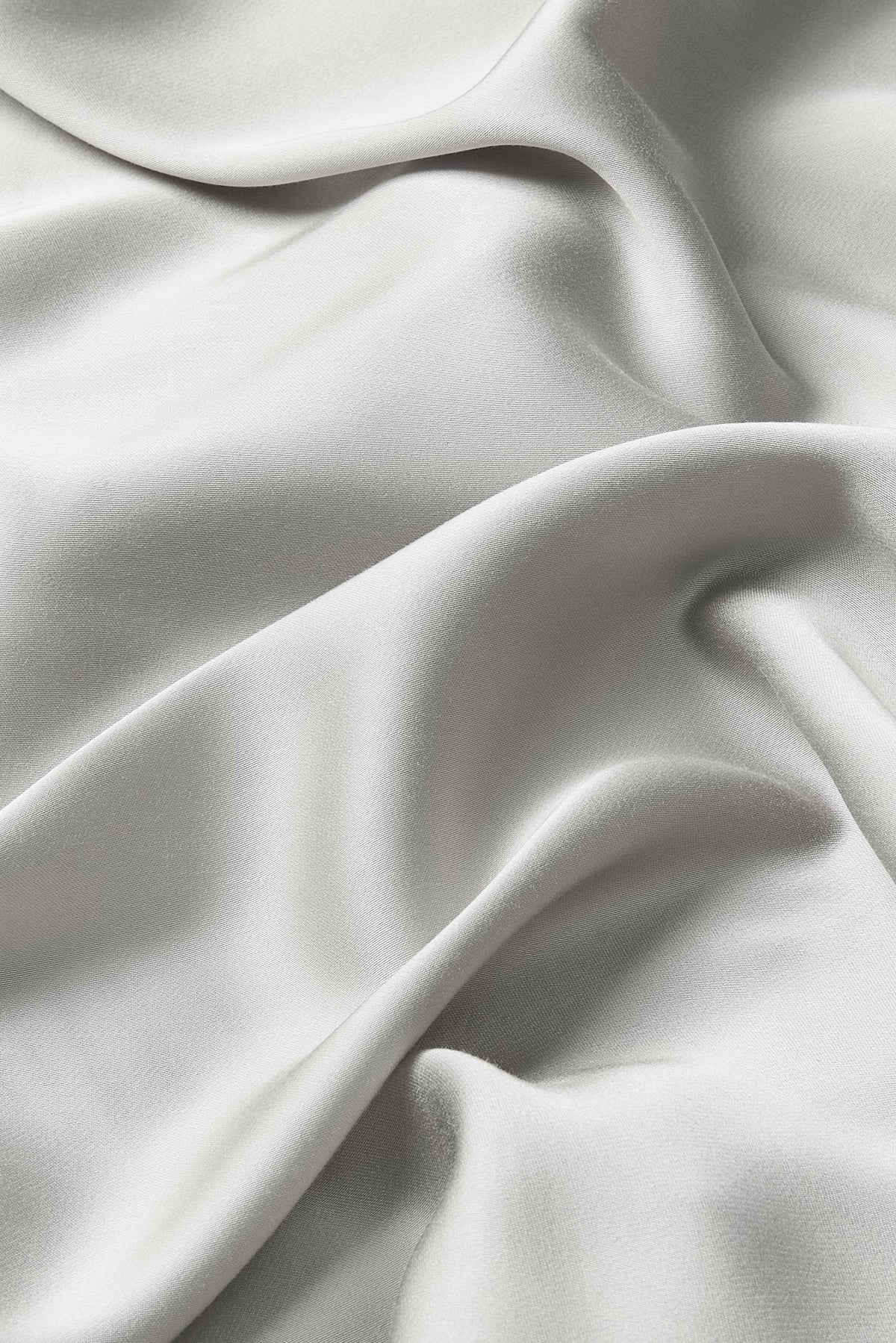 Kyte Baby Bamboo Sateen Pillowcase Set in Dove Gray