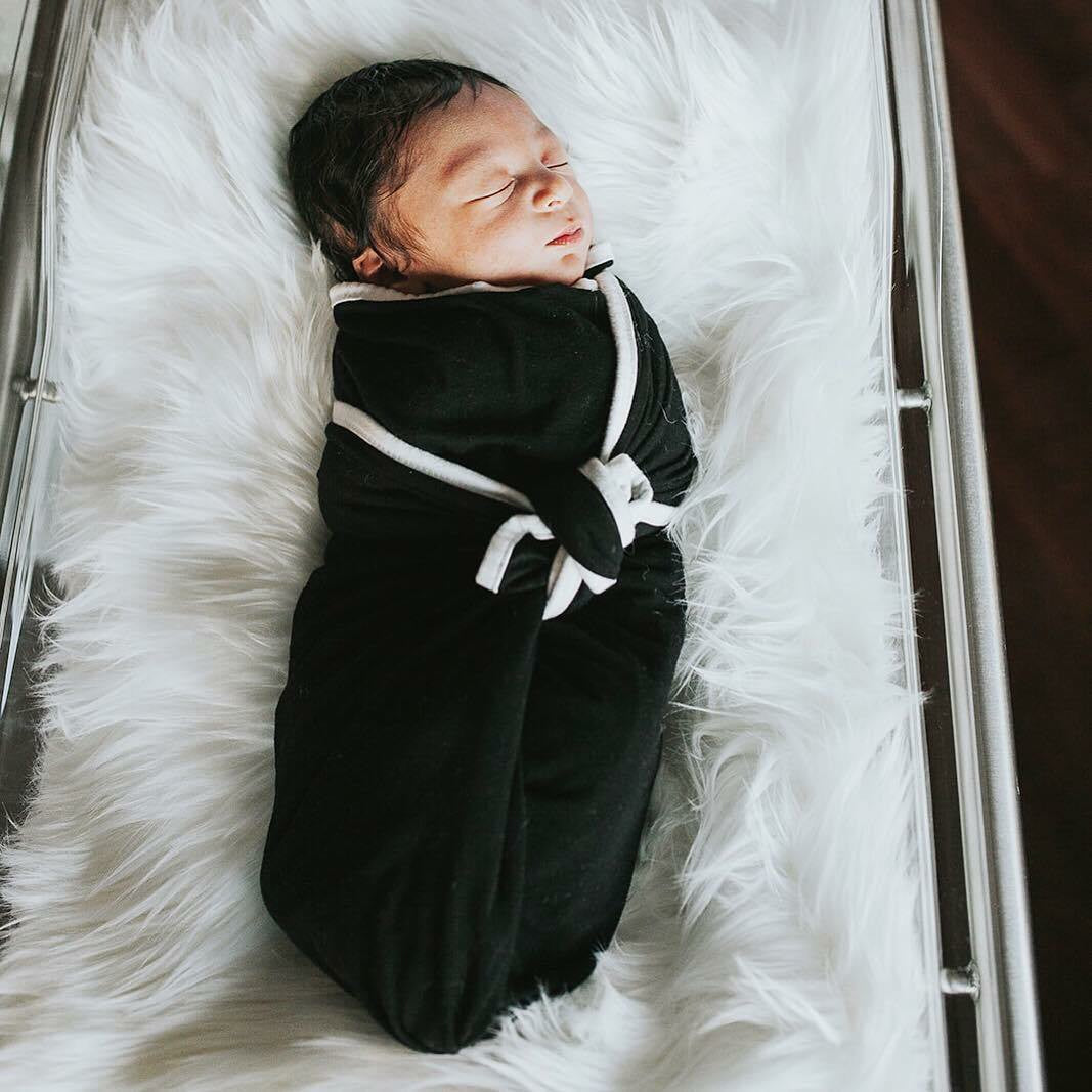 Kyte Baby Swaddle Blanket in Midnight with Cloud Trim