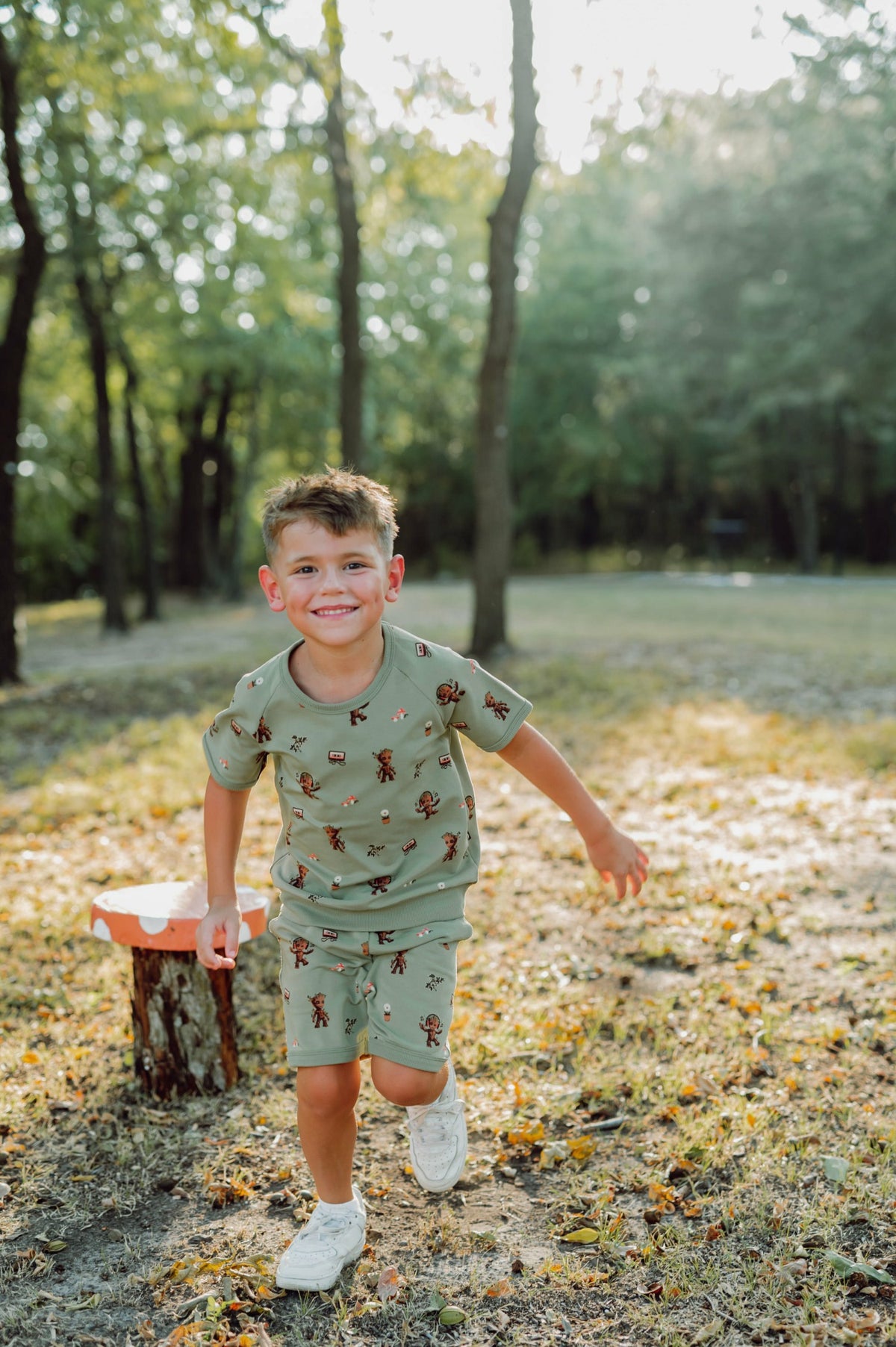 Kyte Baby Short Sleeve Jogger Set in Groot