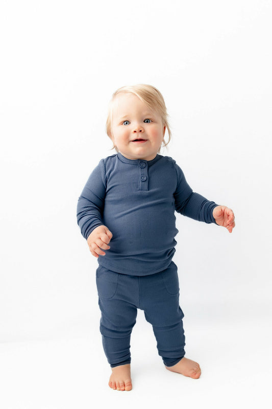 Kyte Baby Ribbed Infant Henley Set in Oxford