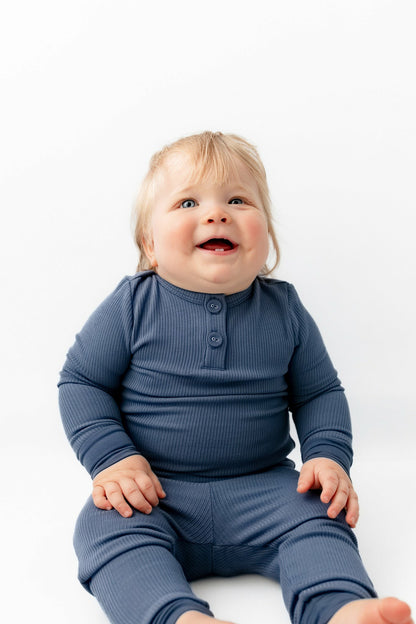 Kyte Baby Ribbed Infant Henley Set in Oxford
