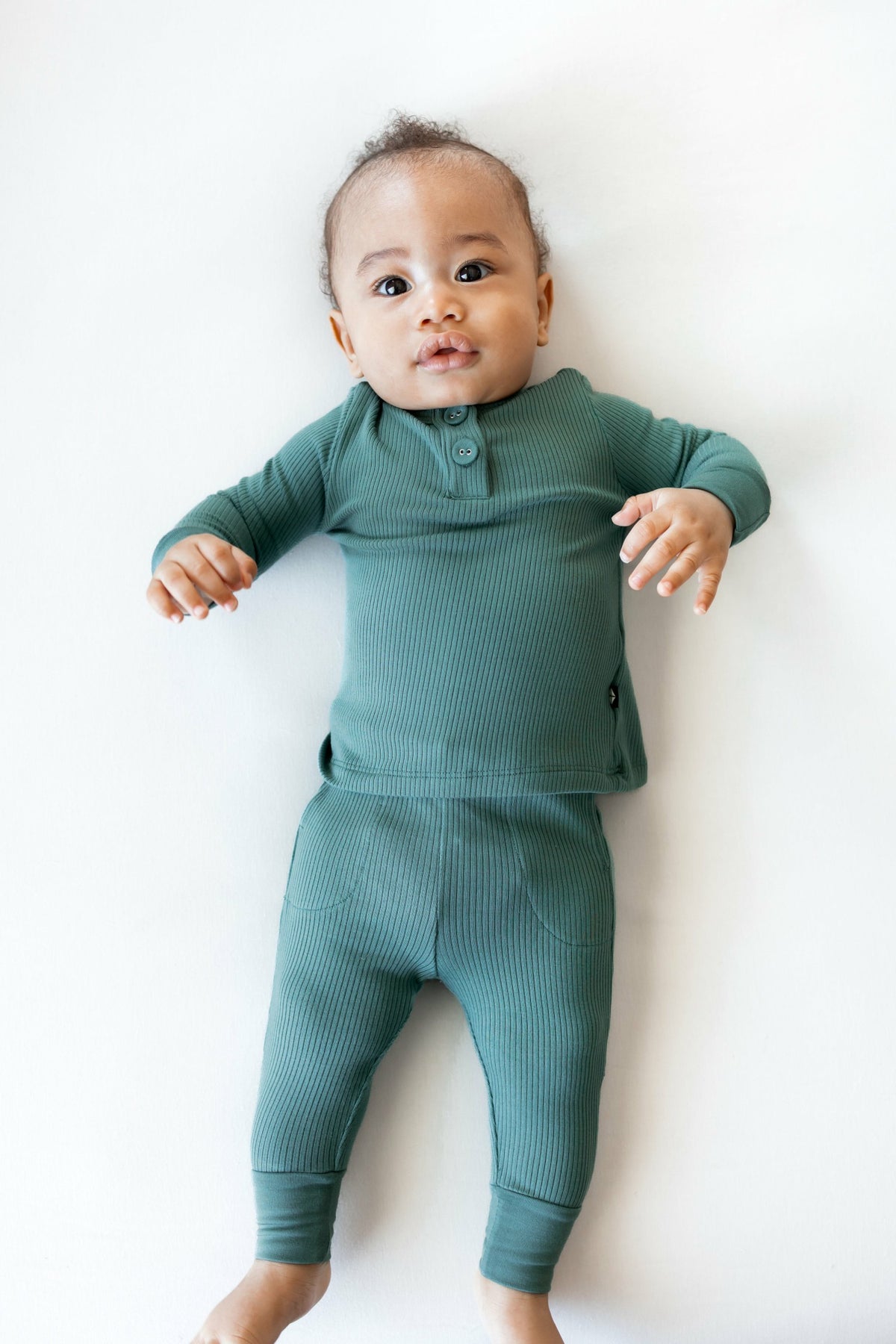 Kyte Baby Ribbed Infant Henley Set in Pine
