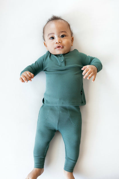 Kyte Baby Ribbed Infant Henley Set in Pine