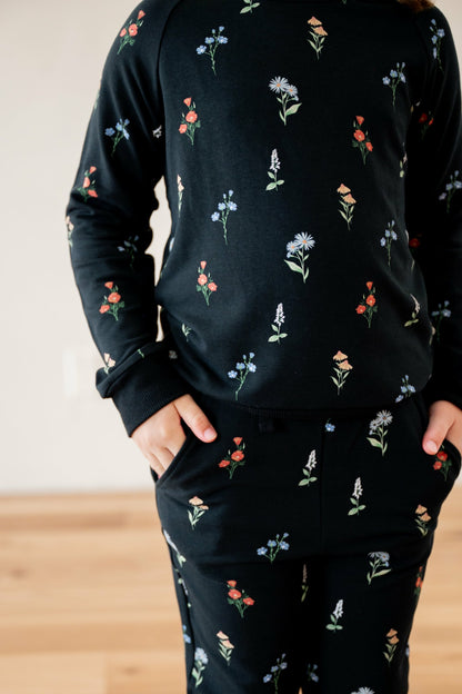 Kyte Baby Long Sleeve Jogger Set in Midnight Wildflower