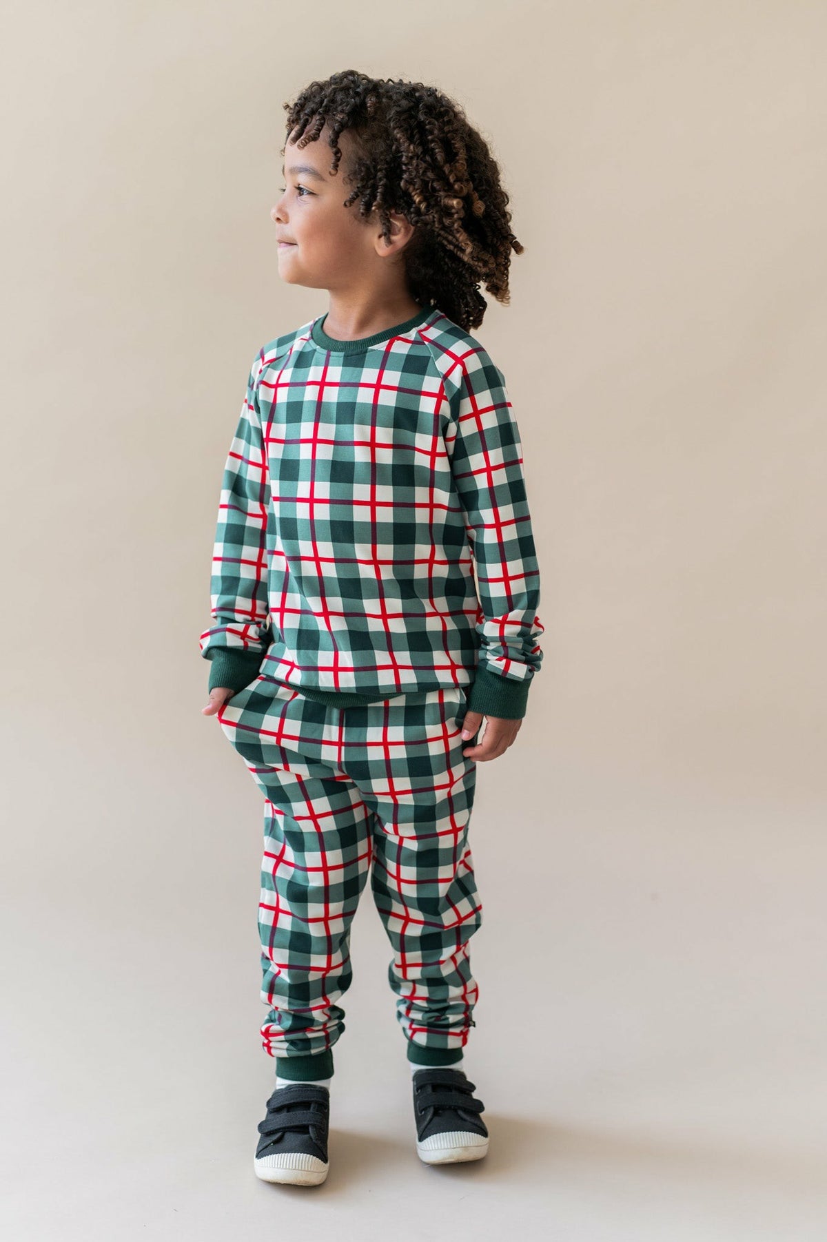 Kyte Baby Long Sleeve Jogger Set in Holiday Plaid