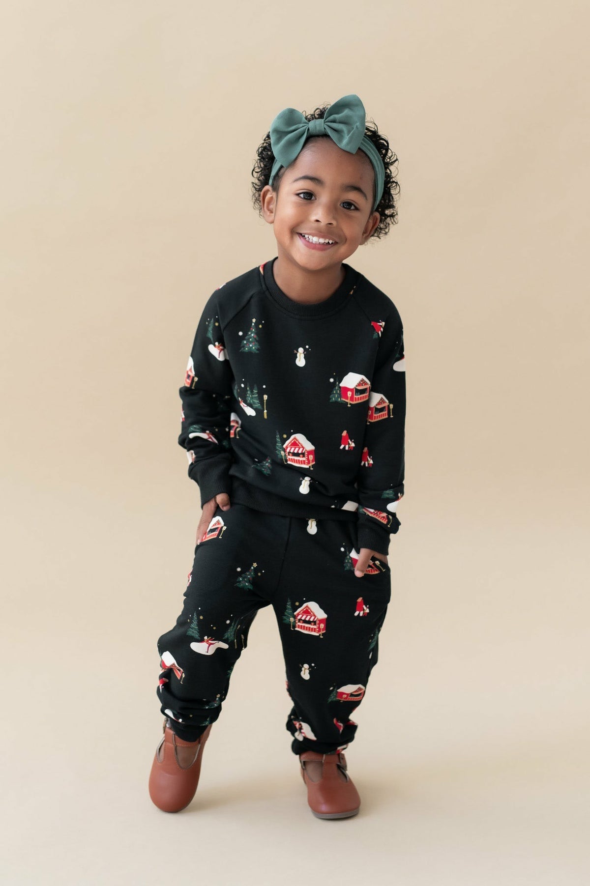 Kyte Baby Long Sleeve Jogger Set in Winter Wonderland