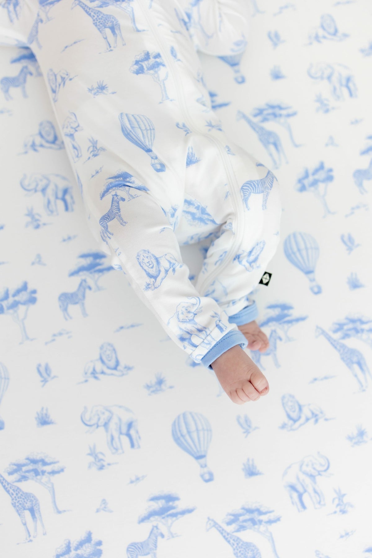 Kyte Baby Zippered Romper in Toile Safari