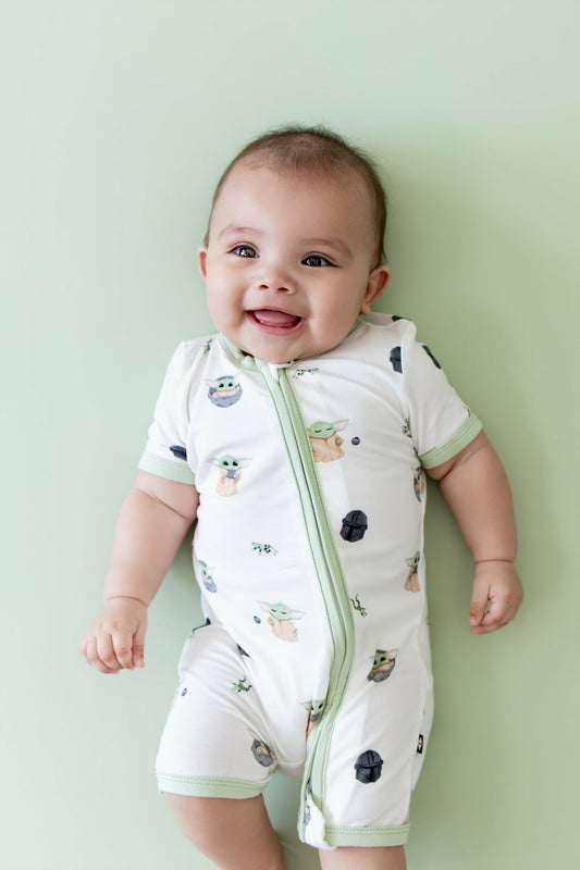 Kyte Baby Zipper Shortall Romper in Grogu™