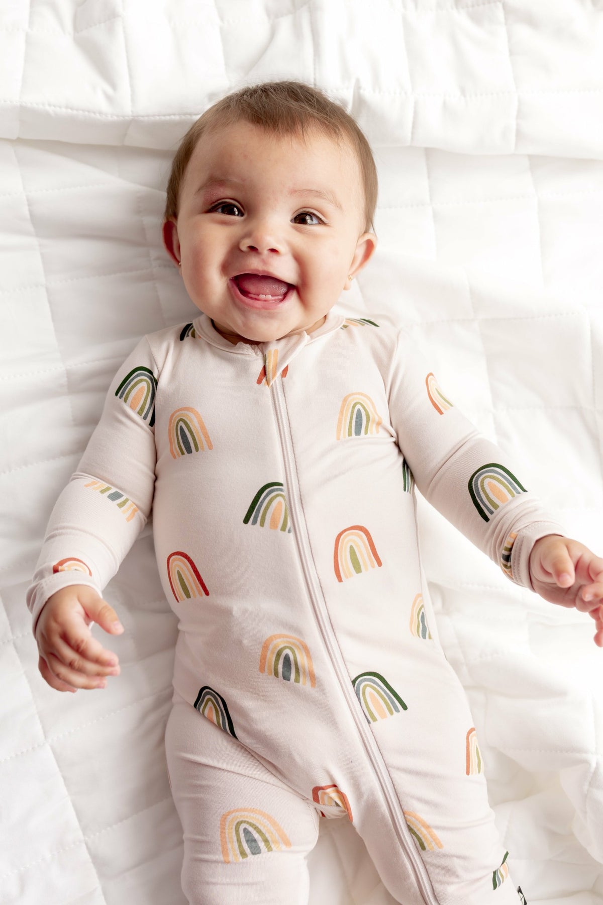 Kyte Baby Zippered Romper in Retro Rainbow