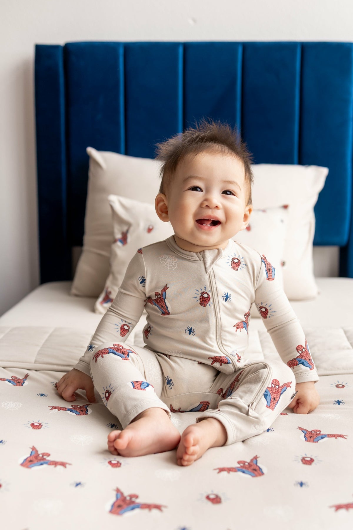 Kyte Baby Zippered Romper in Spider-Man