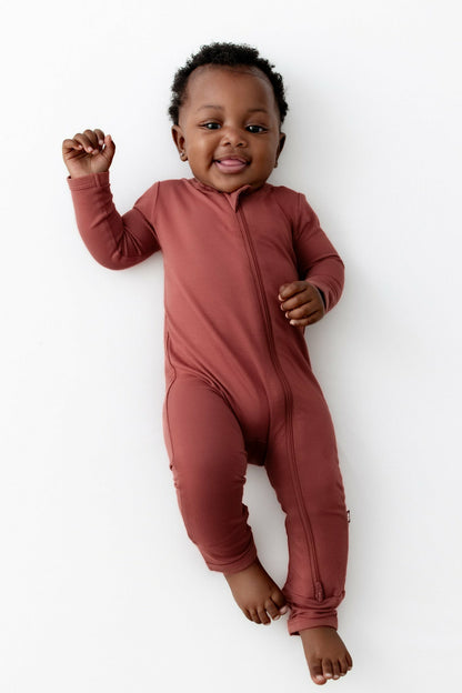 Kyte Baby Zippered Romper in Ember