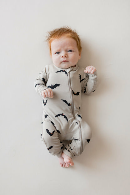 Kyte Baby Zippered Romper in Bats