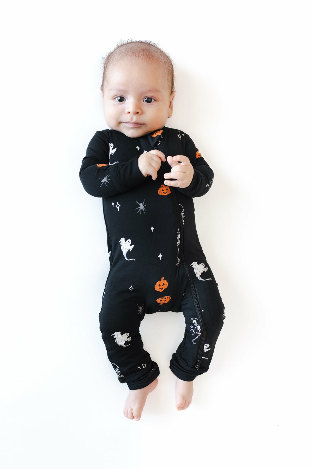 Kyte Baby Zippered Romper in Halloween Friends