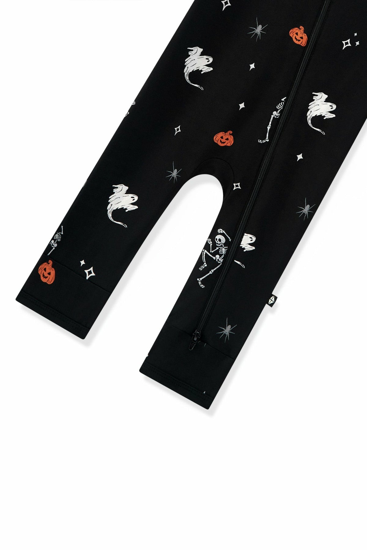 Kyte Baby Zippered Romper in Halloween Friends