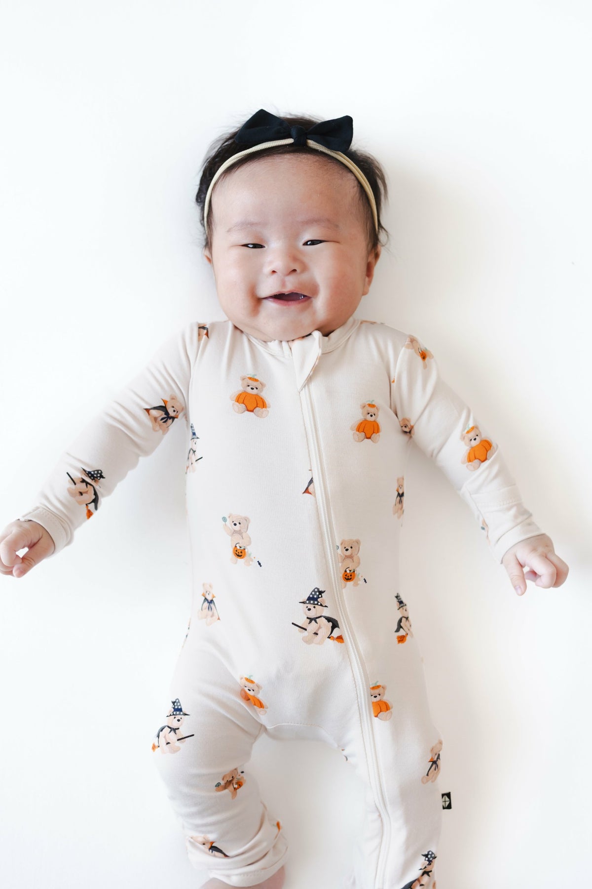 Kyte Baby Zippered Romper in Halloween Teddy