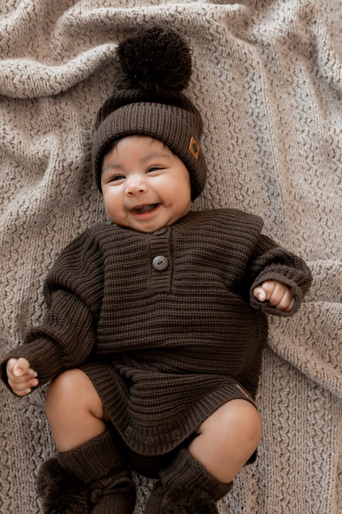 Kyte Baby Chunky Knit Pom Beanie in Espresso