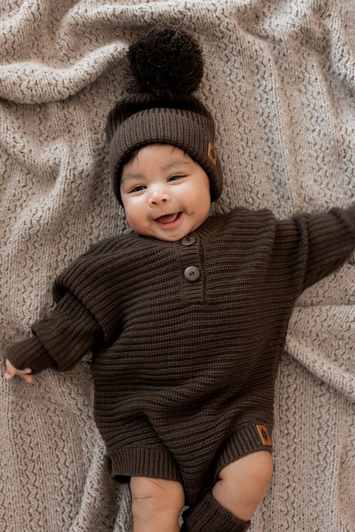 Kyte Baby Chunky Knit Pom Beanie in Espresso